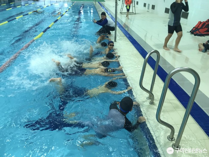수영실기교육(고아초 1-2).jpg