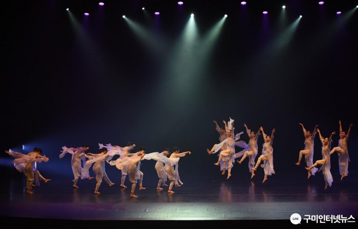 2) 주신무용단 2021 정기공연, ‘춤으로 들려주는 이야기’ 이미지.jpg