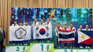 [상모중] 제6회 아시아청소년품새선수권대회 사진2.jpg