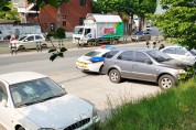 [사건]구미시 원평2동 산업도로 부근에 주차한 차량 4대 파손... 경찰 수사 나서!