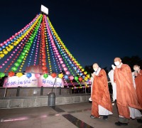 구미불교사암연합회 주관, 불기 2566년 부처님 오신 날 봉축탑 점등식